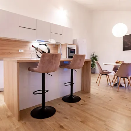 Palit 1 Διαμέρισμα