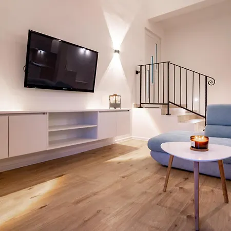 Апартаменты 1 *