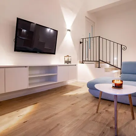 Apartamento 1 *