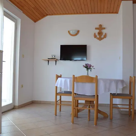 Apartamento 1 *